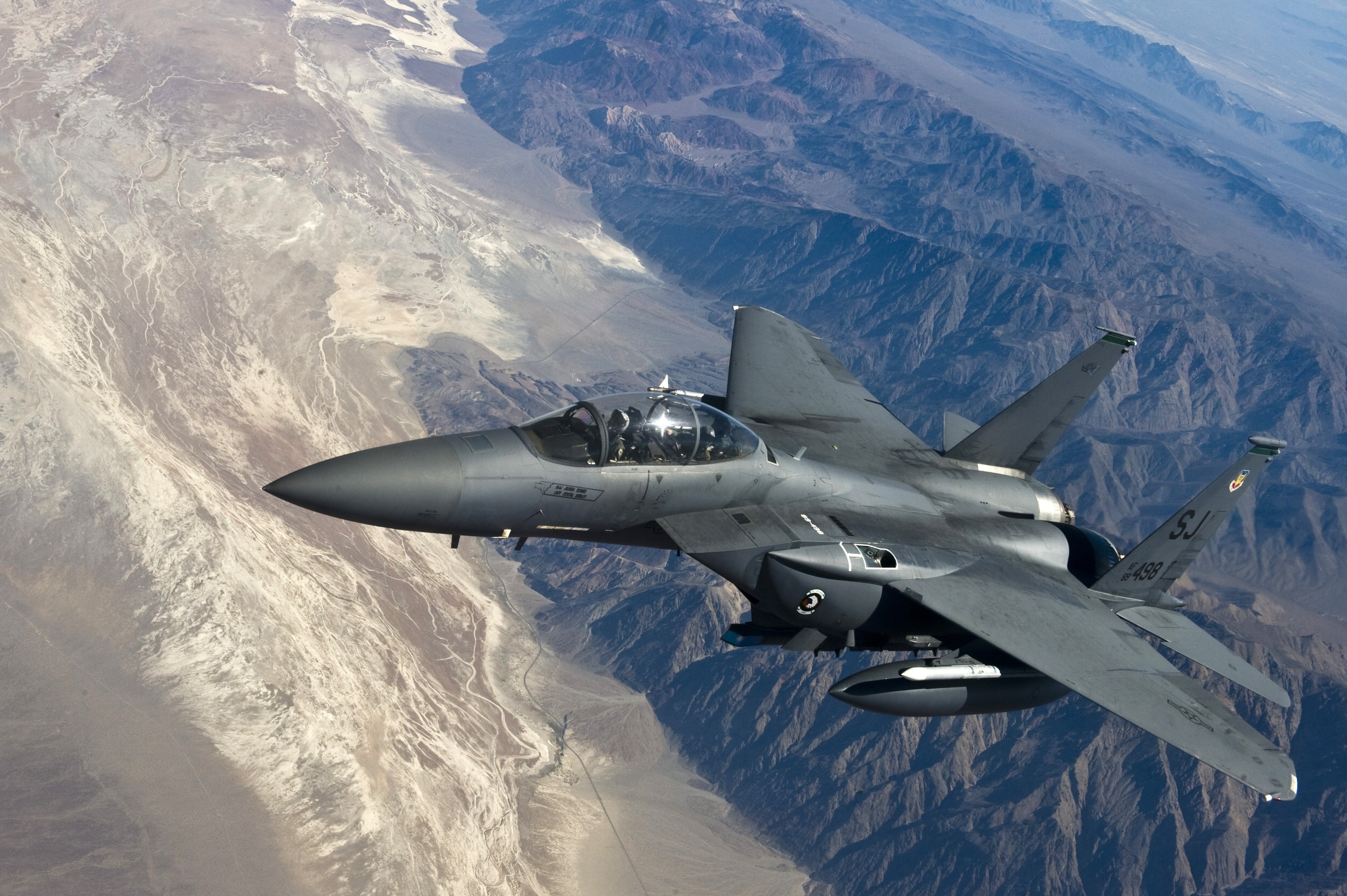 An F-35 Lightning in flight